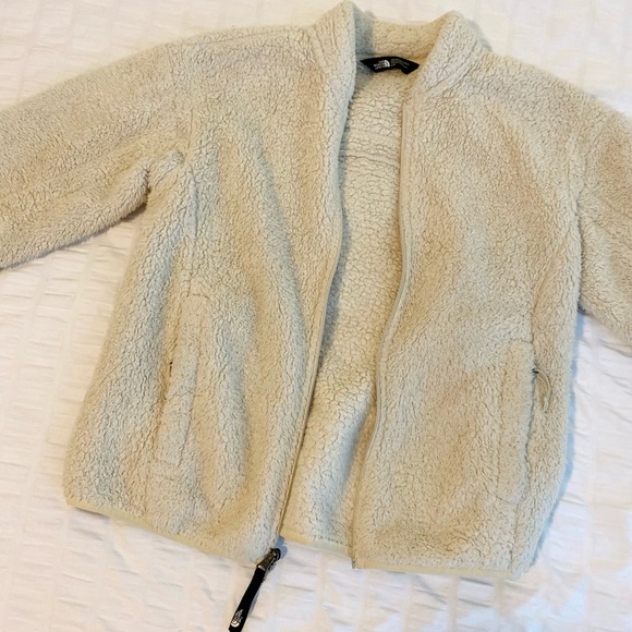 Cream North Face Sherpa Jacket Size Small! - Picture 7 of 9